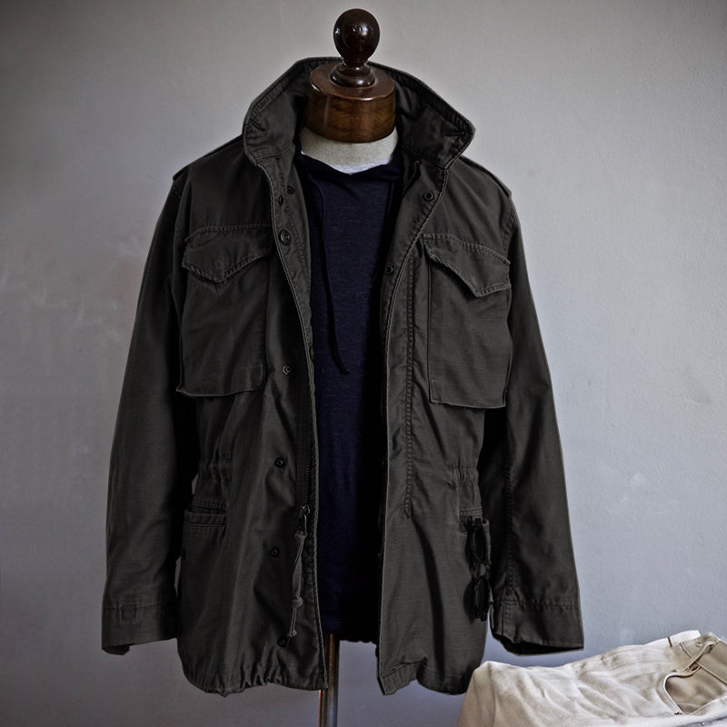 Herren Feldjacke Regular Fit Kapuze Reißverschluss Sturmklappe Outdoor Robust Funktional Alltag Freizeit