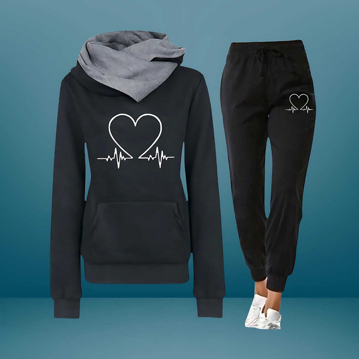 Alexandra – 2 Teiliger Trainingsanzug Setz mit Herz Print