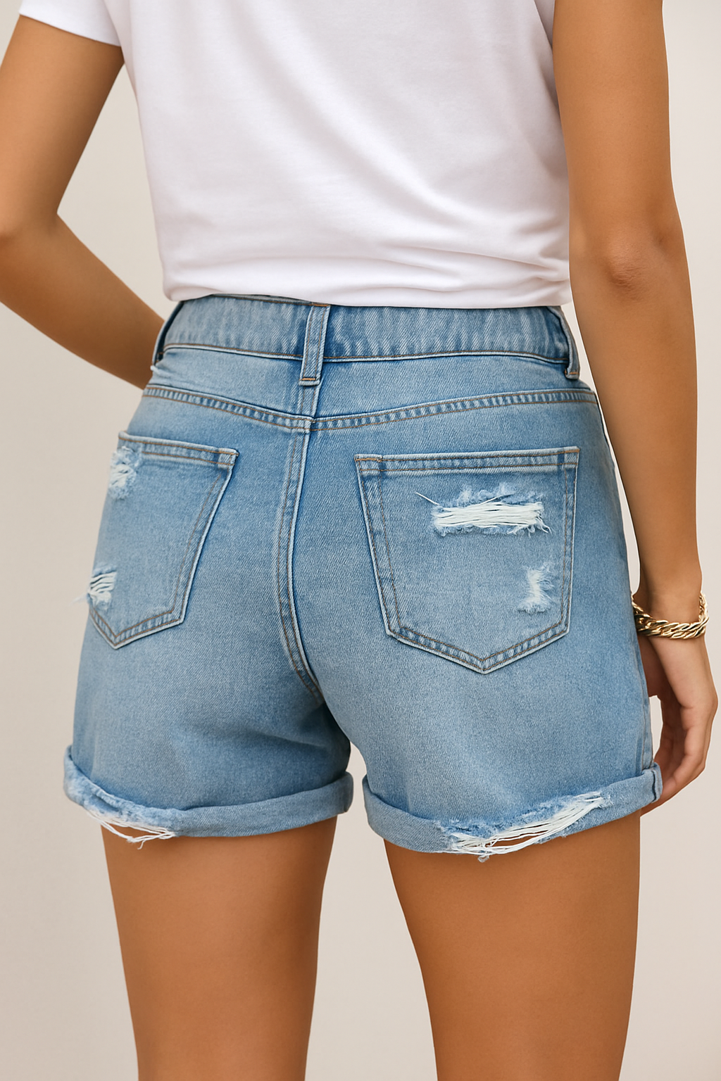WILHELM | Damen Jeansshorts mit Fransen und hohem Bund für Sommer und Urlaub