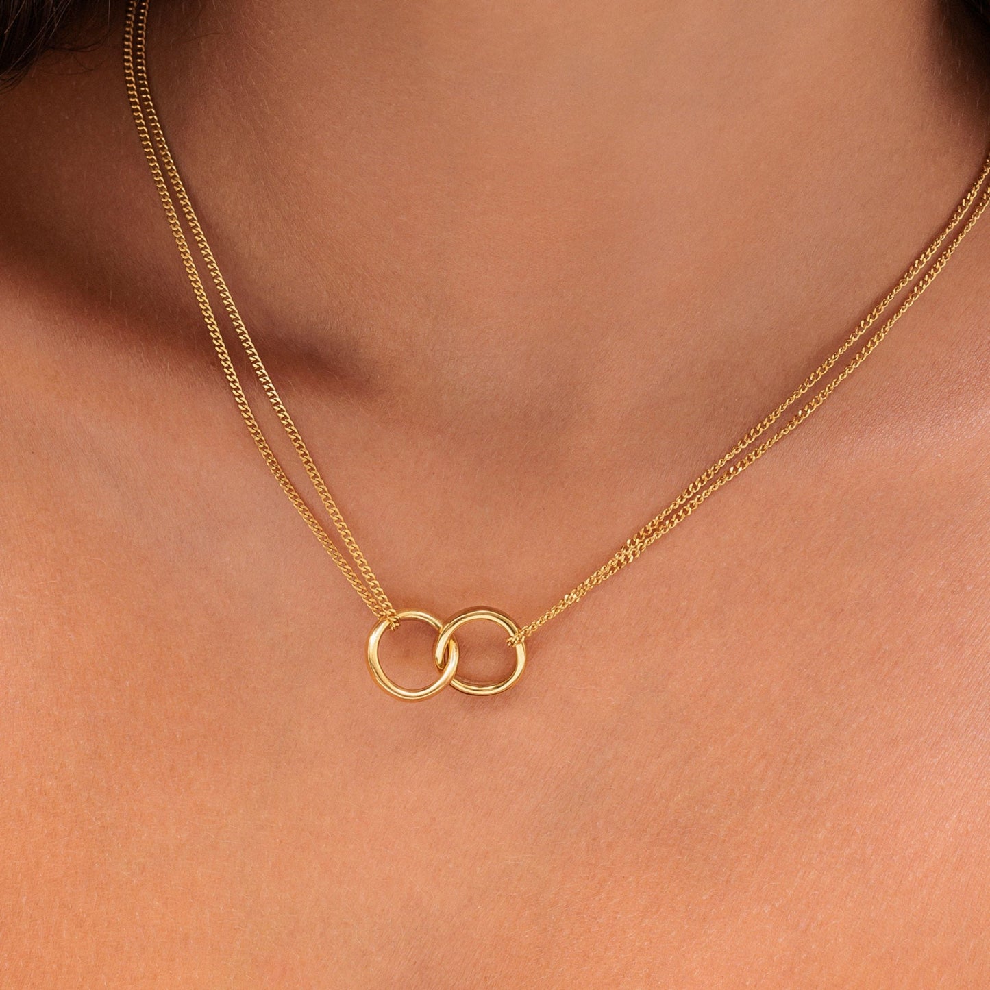 Damen Halskette Gold Infinity Anhänger Verbundene Kreise Verstellbar Wasserfest Hypoallergen