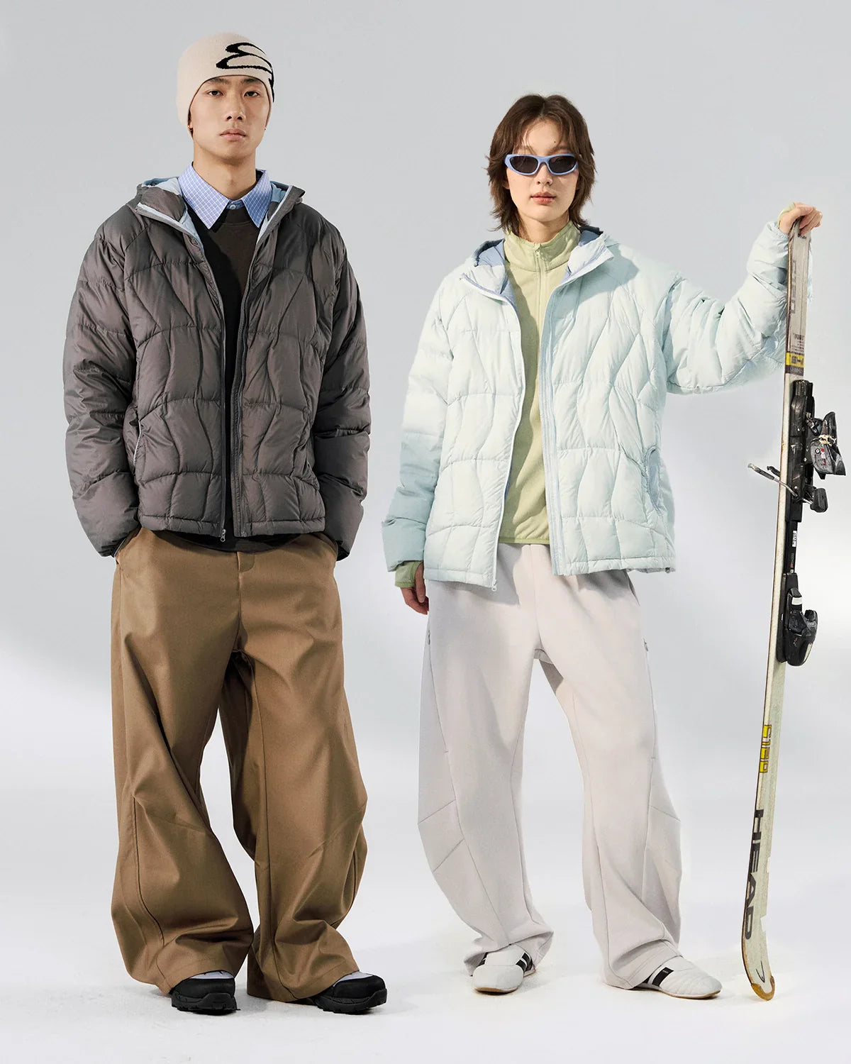 Herren Daunenjacke Regular Fit Leicht Packbar Kapuze Wasserabweisend Nylon 90% Daunen Winter Streetwear