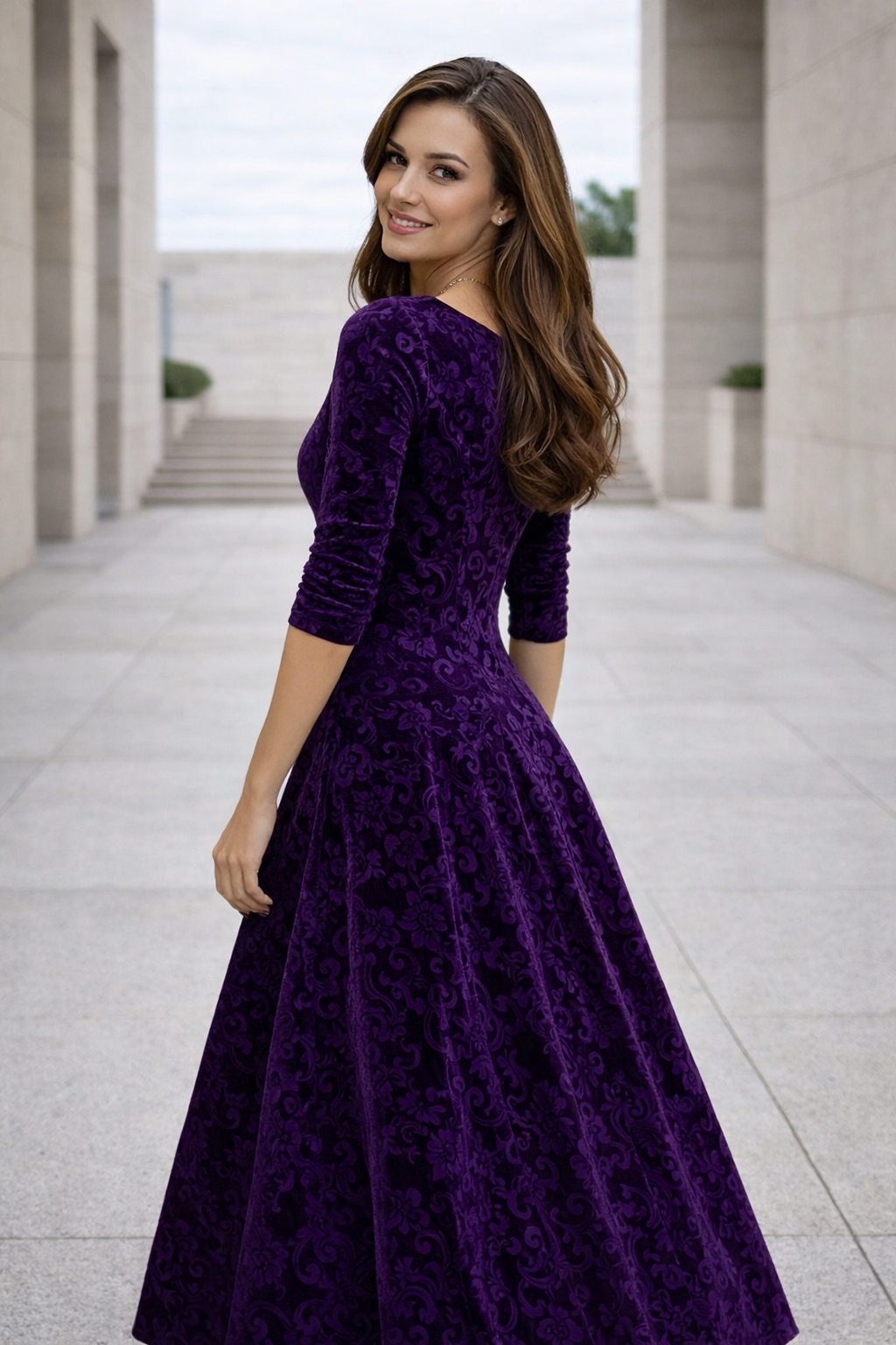 Damen Kleid V-Ausschnitt tailliert locker Passform minimalistisch vielseitig