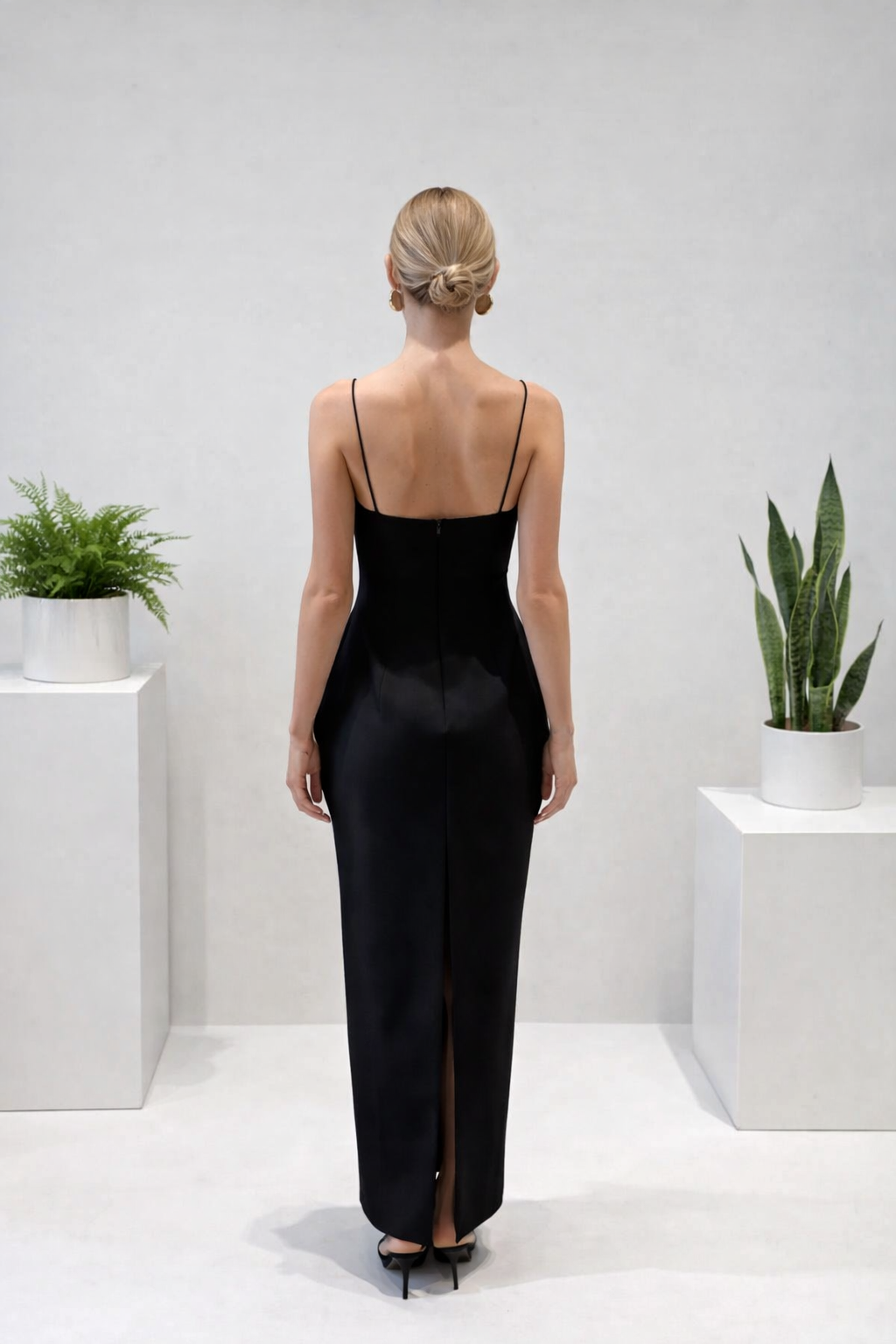 Damen Midikleid figurbetont Bustier schmale Träger elegant fließend Cocktailkleid