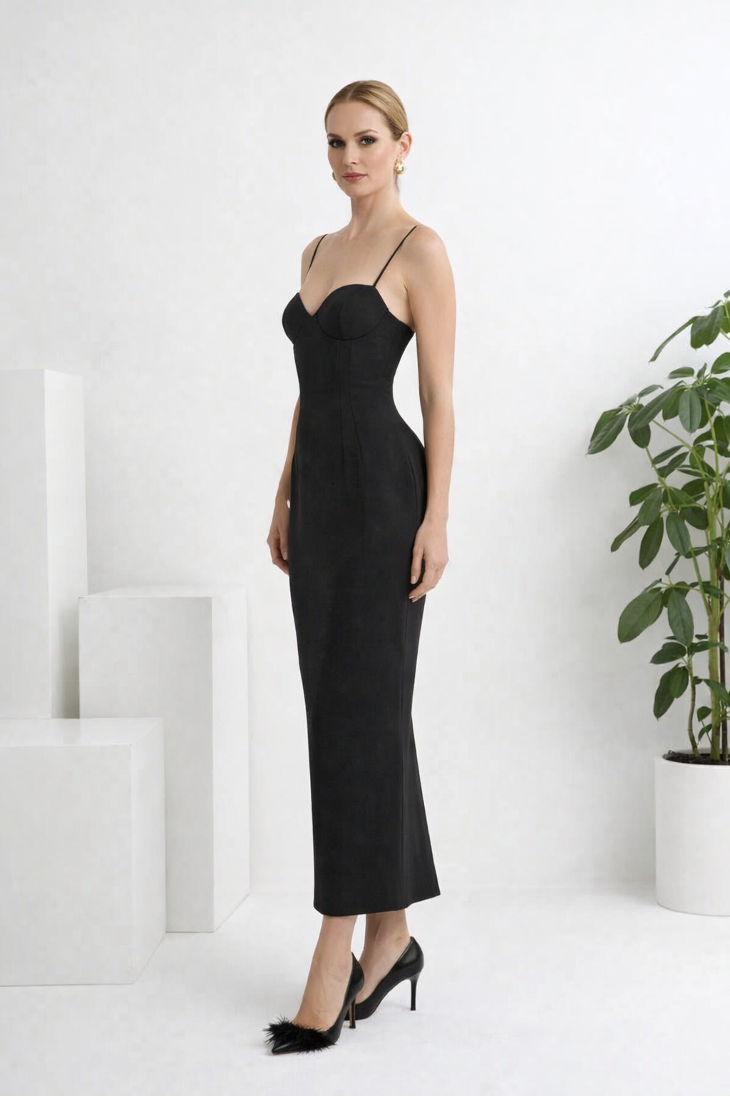 Damen Midikleid figurbetont Bustier schmale Träger elegant fließend Cocktailkleid