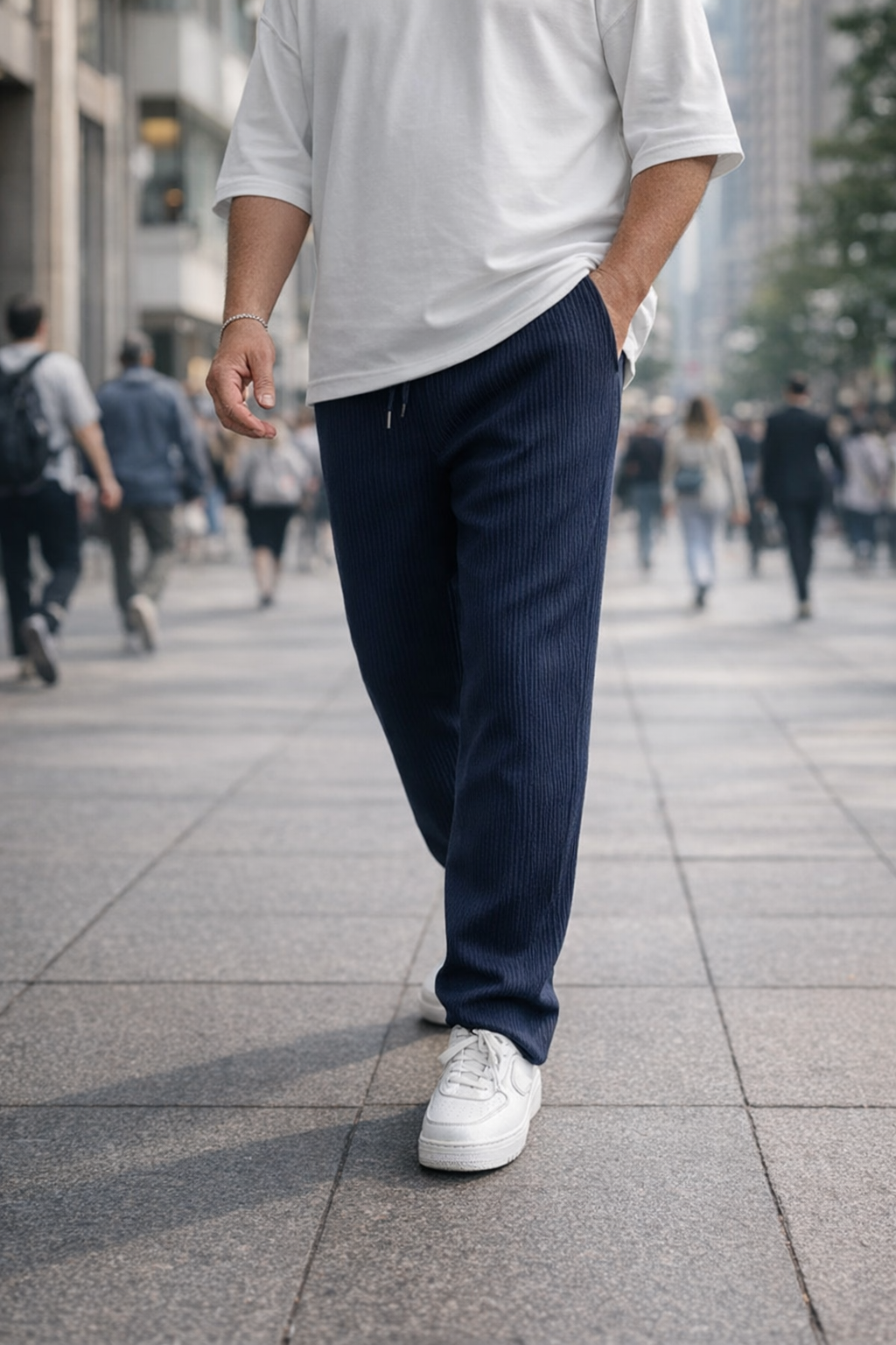 Herren Cordhose lockere Passform elastischer Bund weich vielseitig Alltag
