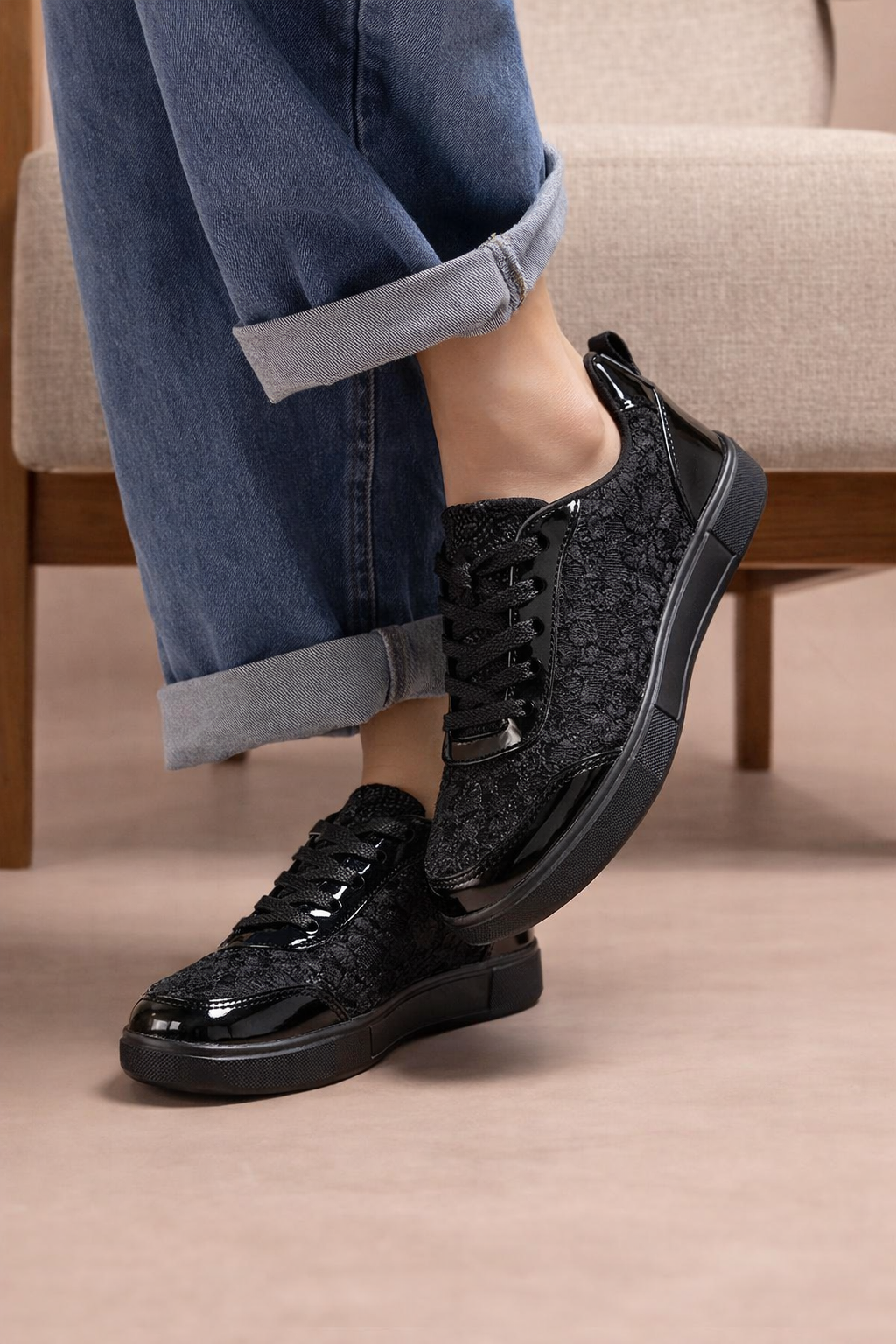 Damen Sneakers Weiß Blumenmuster Leicht Schnürung Komfort Alltag