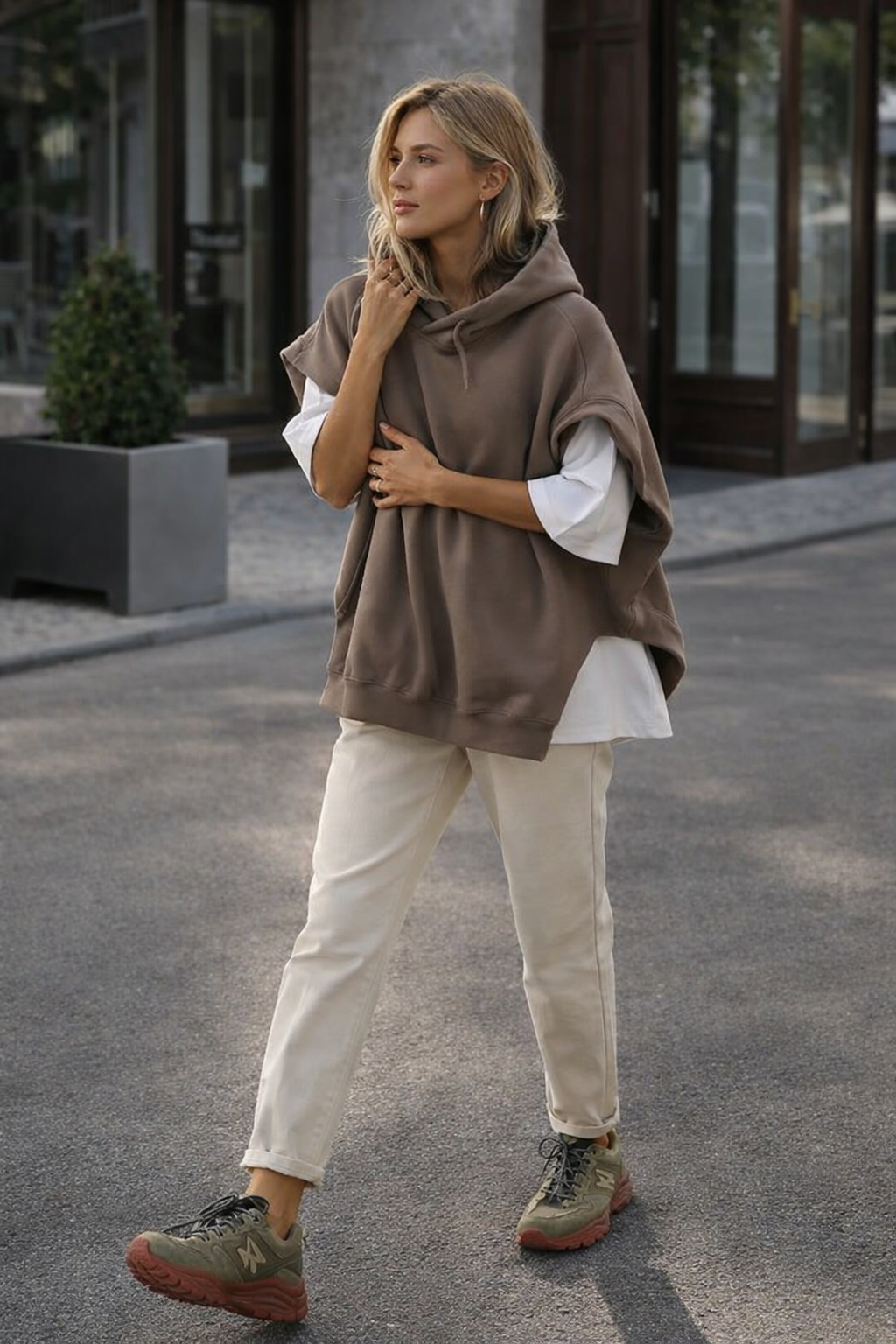 Unisex Hoodie grau Oversize mit Layering-Look, Seitenschlitze, leicht