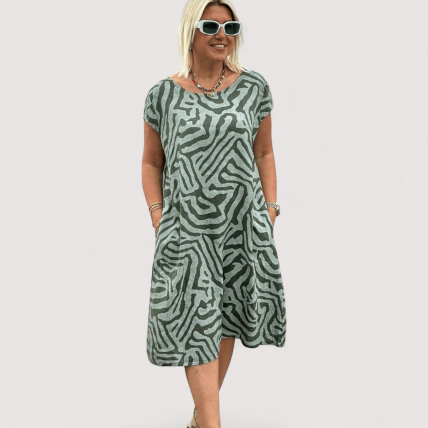 Damen Kleid locker Passform leicht atmungsaktiv vielseitig feminin bequem