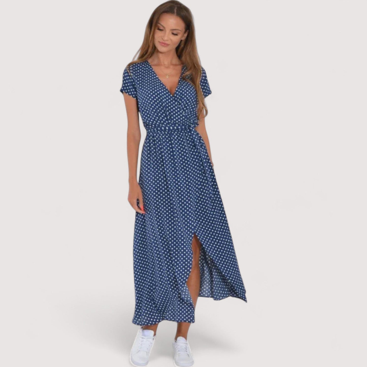 Damen Wickelkleid Blumenmuster kurzarm tailliert fließende Passform für Alltag und Abend