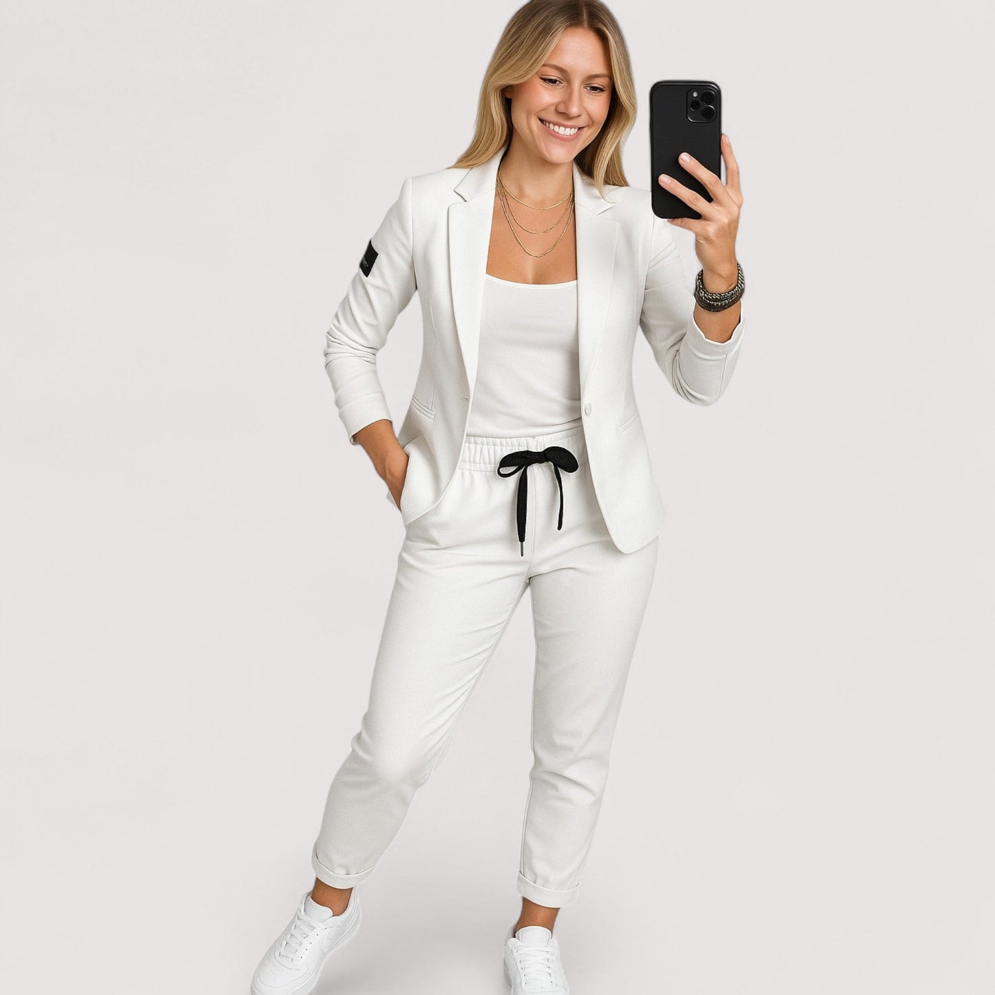 Damen Blazer und Jogginghose Set elegant locker geschnitten mit Kontrastkordel bequeme Passform