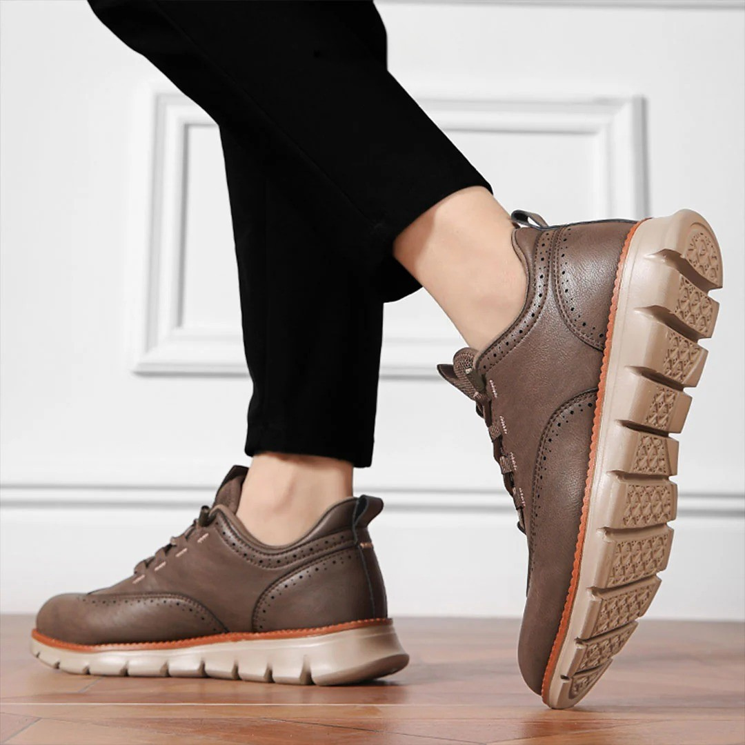 Herren Tabi Slipper Leder Kuhhaut gespaltene Zehen quadratisch verstellbare Ferse Slip-On