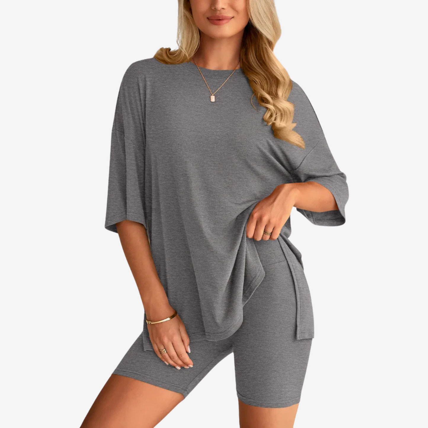 Damen T-Shirt und Shorts Set oversized locker geschnitten mit elastischem Bund bequem atmungsaktiv