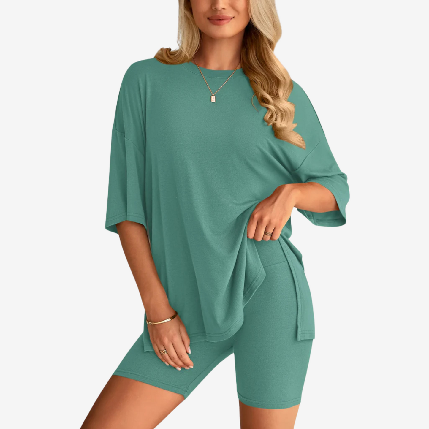 Damen T-Shirt und Shorts Set oversized locker geschnitten mit elastischem Bund bequem atmungsaktiv