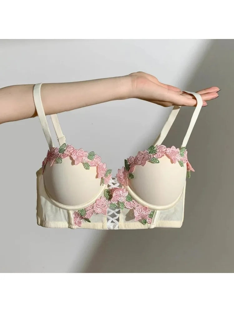 Damen Dessous Set Creme mit floraler Stickerei, Bügel-BH, Slip, transparente Einsätze, romantisches Design