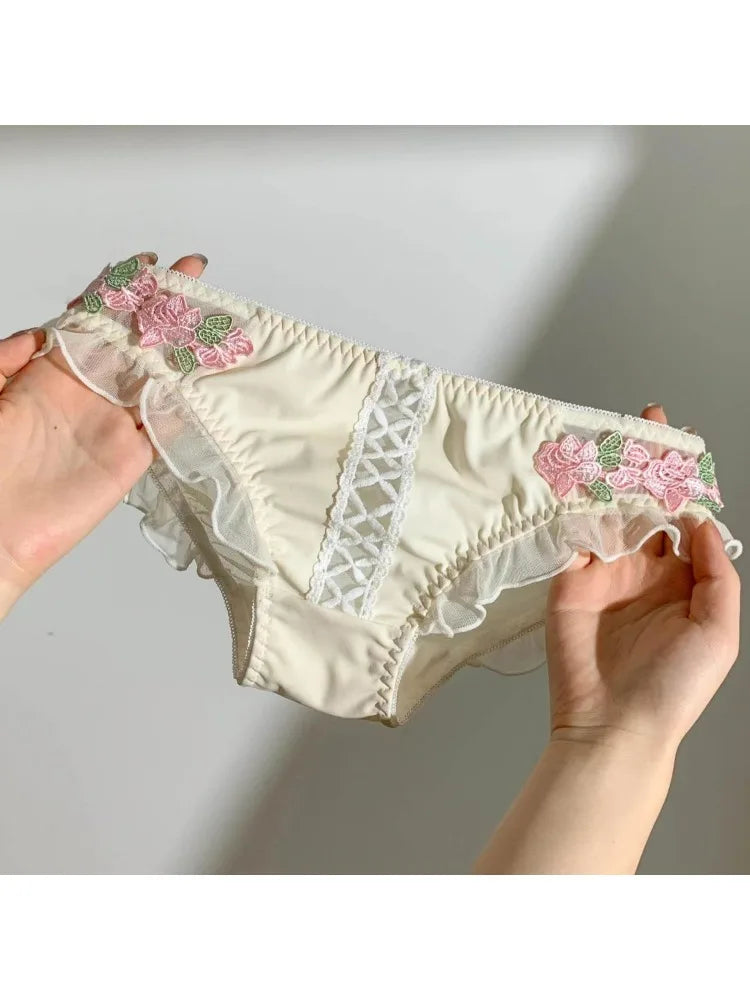 Damen Dessous Set Creme mit floraler Stickerei, Bügel-BH, Slip, transparente Einsätze, romantisches Design