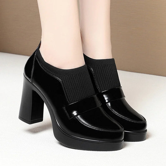 Damen Loafer Pumps Schwarz mit Plateausohle elastischem Einstieg und Blockabsatz