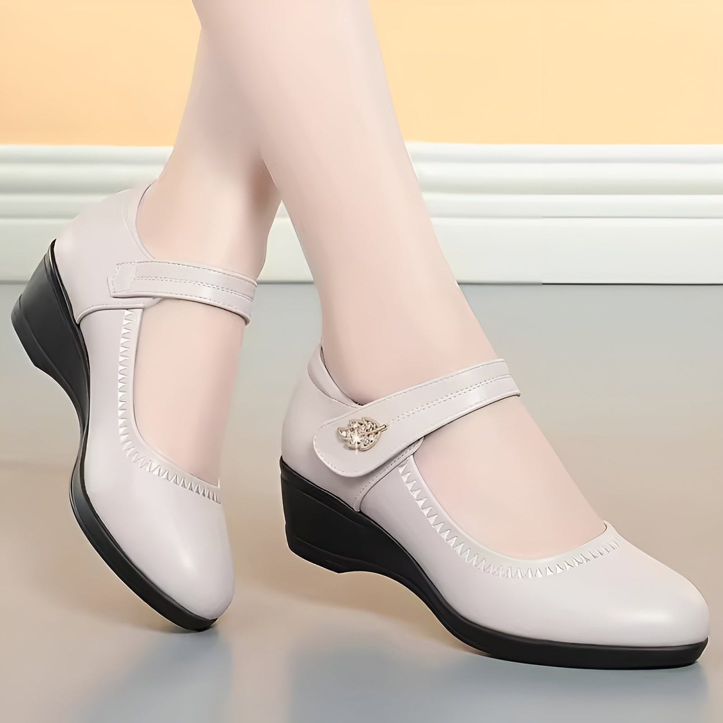 Damen Lederschuhe Keilabsatz Riemenverschluss rutschfest bequem elegant
