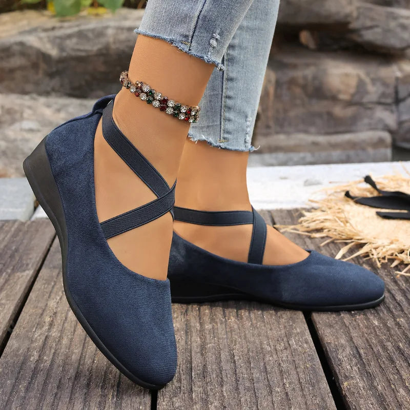 Damen Loafer mit rutschfester Sohle Retro-Stil Einfarbige Casual Schuhe zum Tanzen Große Größen