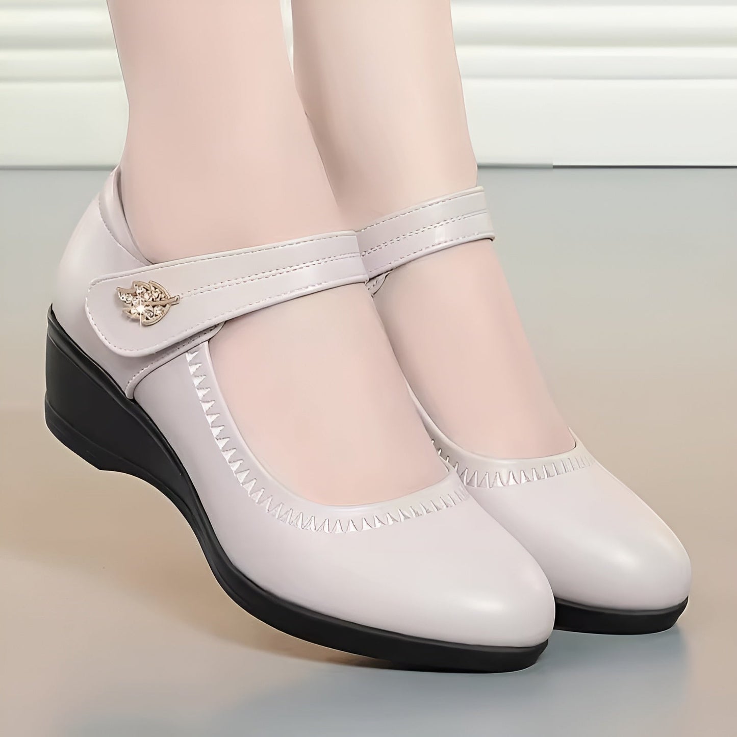 Damen Lederschuhe Keilabsatz Riemenverschluss rutschfest bequem elegant