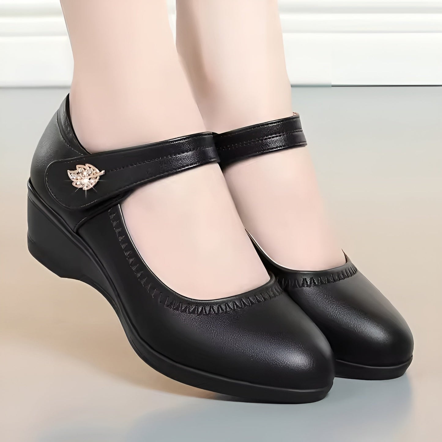 Damen Lederschuhe Keilabsatz Riemenverschluss rutschfest bequem elegant