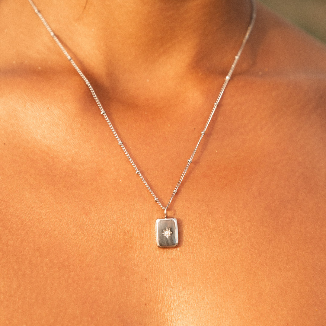 Damen Halskette Gold Zirkonia Anhänger verstellbar wasserfest hypoallergen Edelstahl Schmuck
