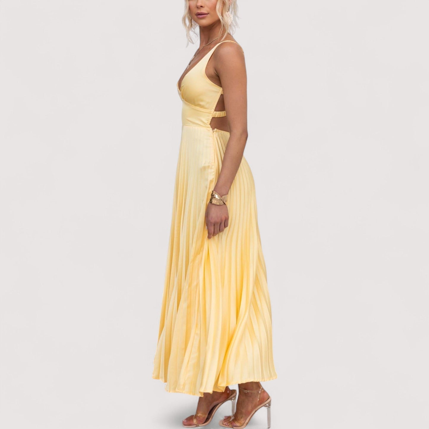 Damen Kleid V-Ausschnitt verstellbare Träger figurbetont fließend elegant
