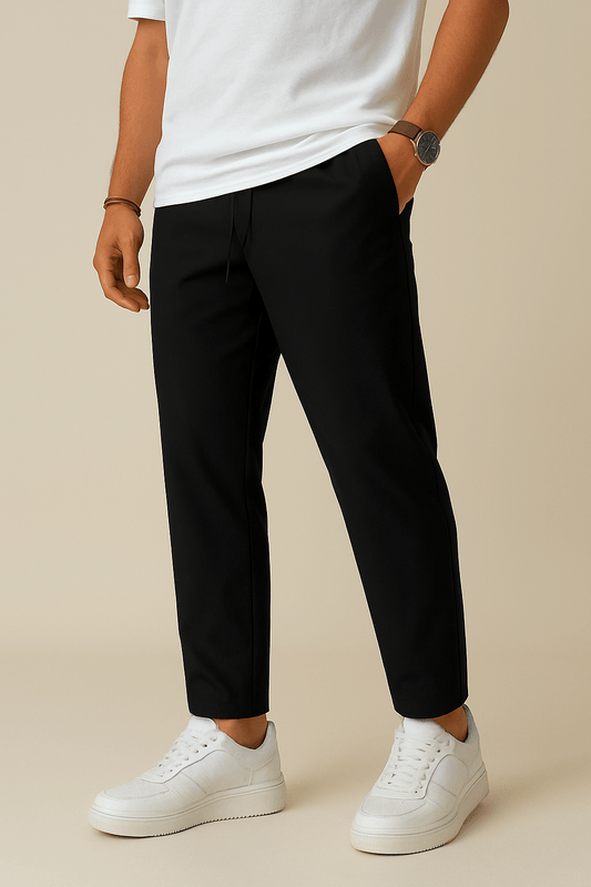 WILHELM | Herren Hose Essential mit schmalem Bein, weichem Griff und Kordelzug