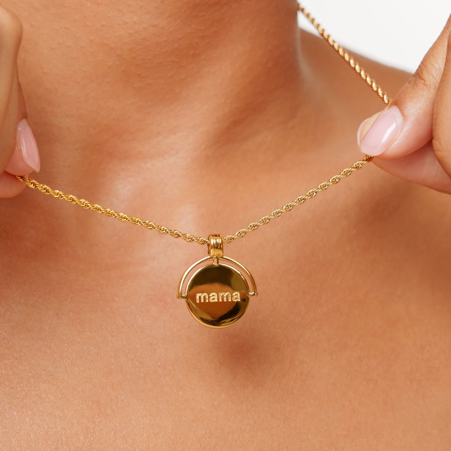 Damen Halskette Gold mit Gravur Anhänger personalisierbar Rope Chain Edelstahl wasserfest