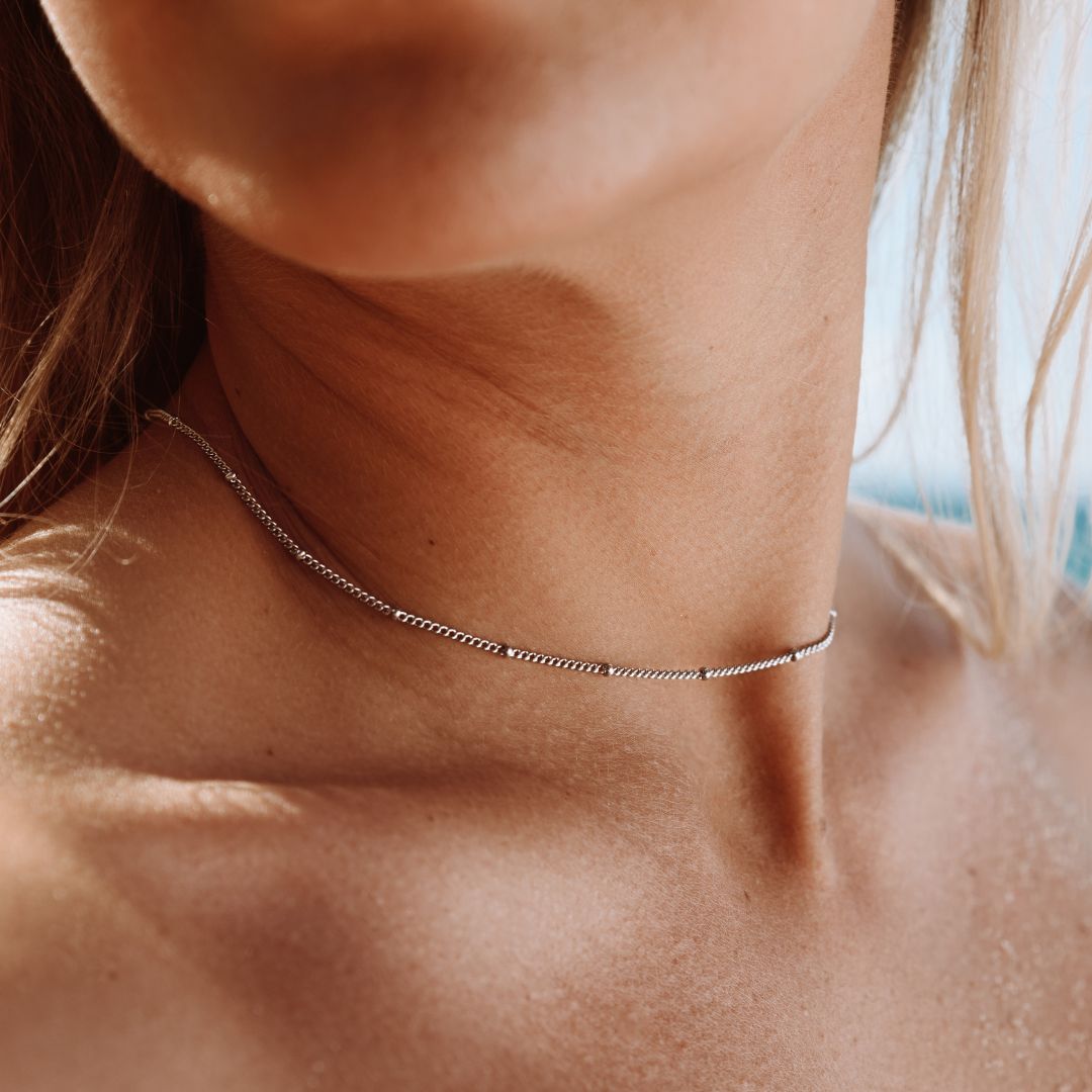 Damen Perlen Choker Gold Kugelkette Verstellbar Wasserfest Hypoallergen Edelstahl