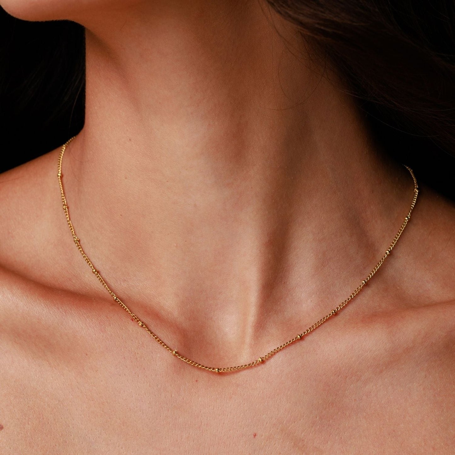 Damen Perlen Choker Gold Kugelkette Verstellbar Wasserfest Hypoallergen Edelstahl