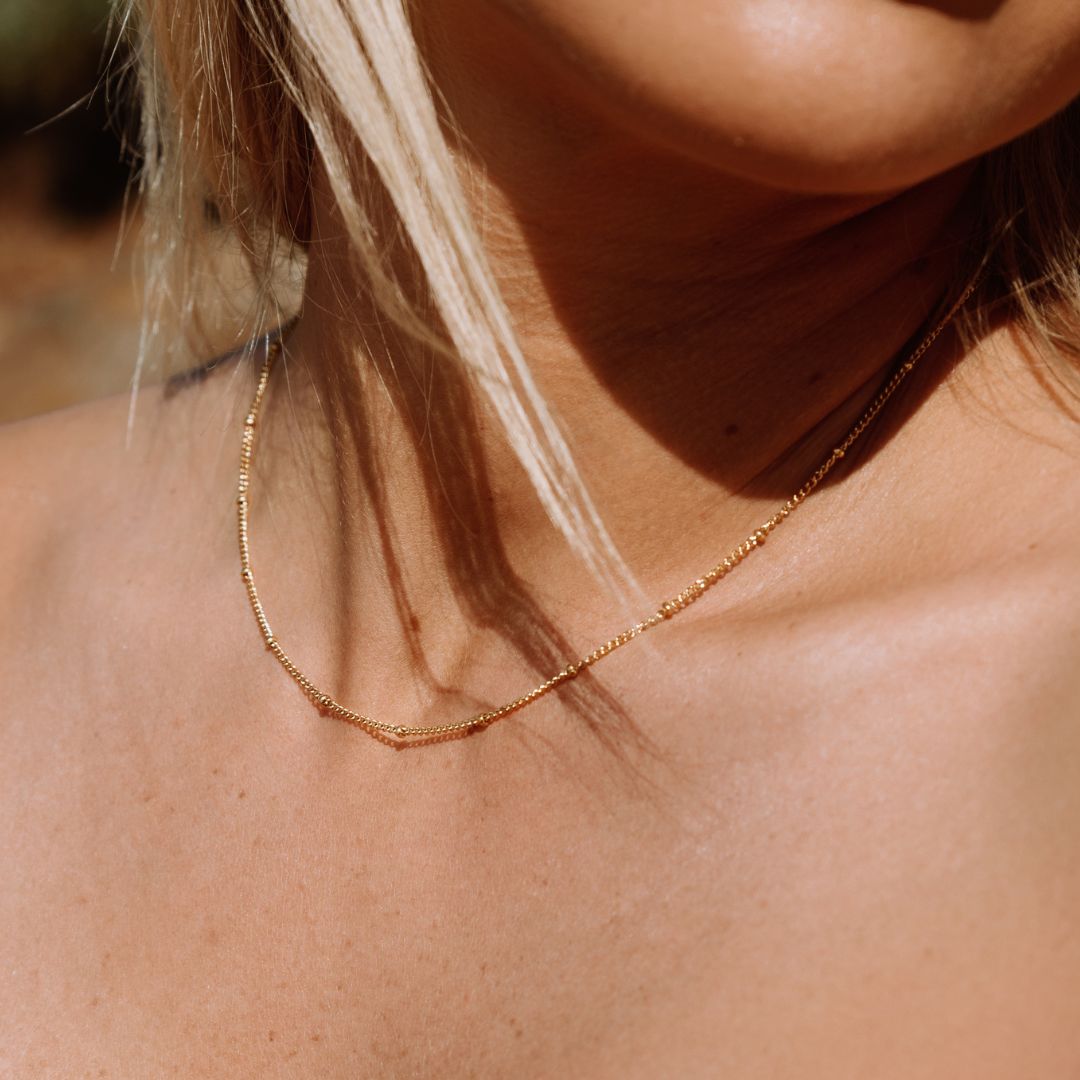 Damen Perlen Choker Gold Kugelkette Verstellbar Wasserfest Hypoallergen Edelstahl
