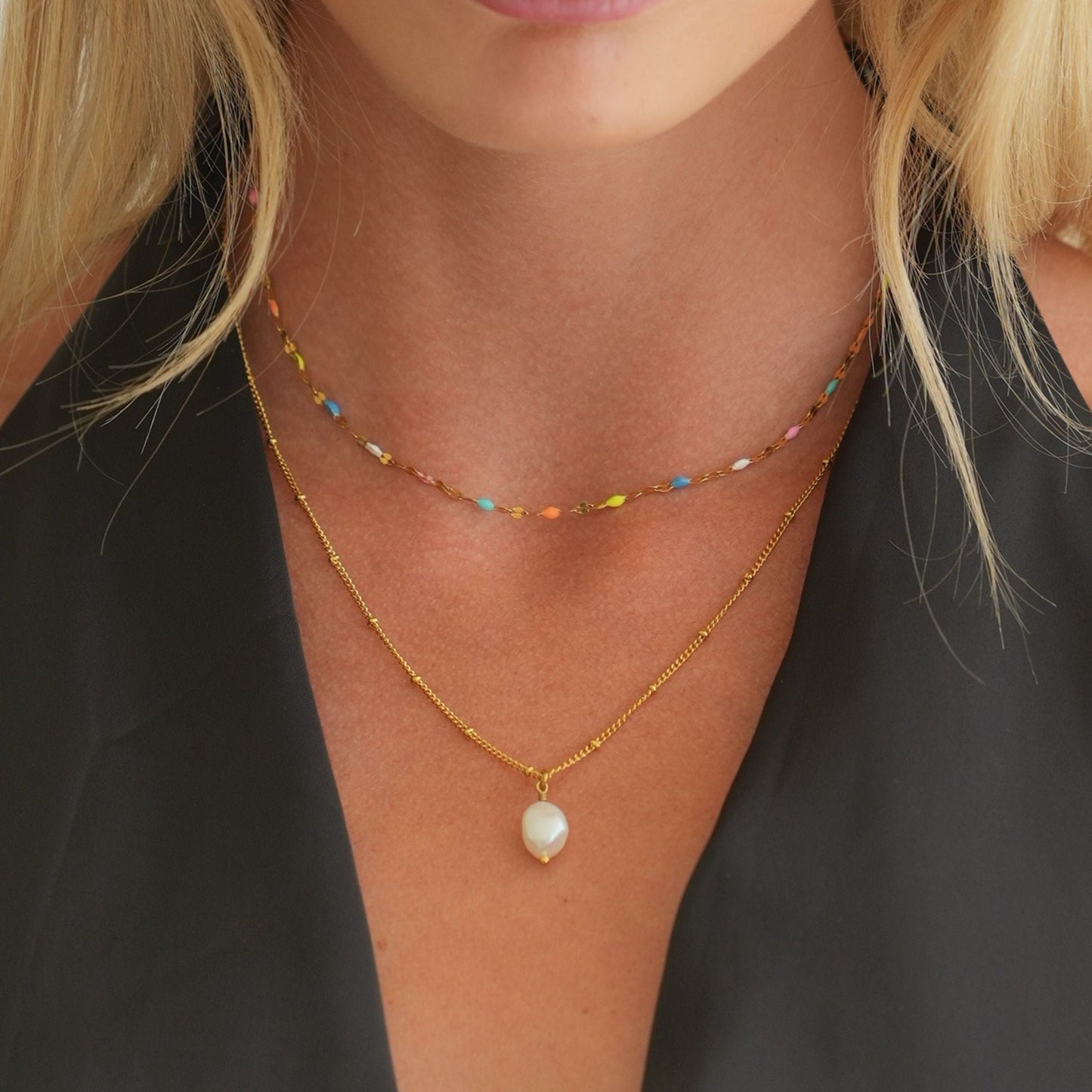 Damen Schmuckset Gold mit Rainbow Choker und Süßwasserperlen-Anhänger, 18K PVD Edelstahl, wasserfest
