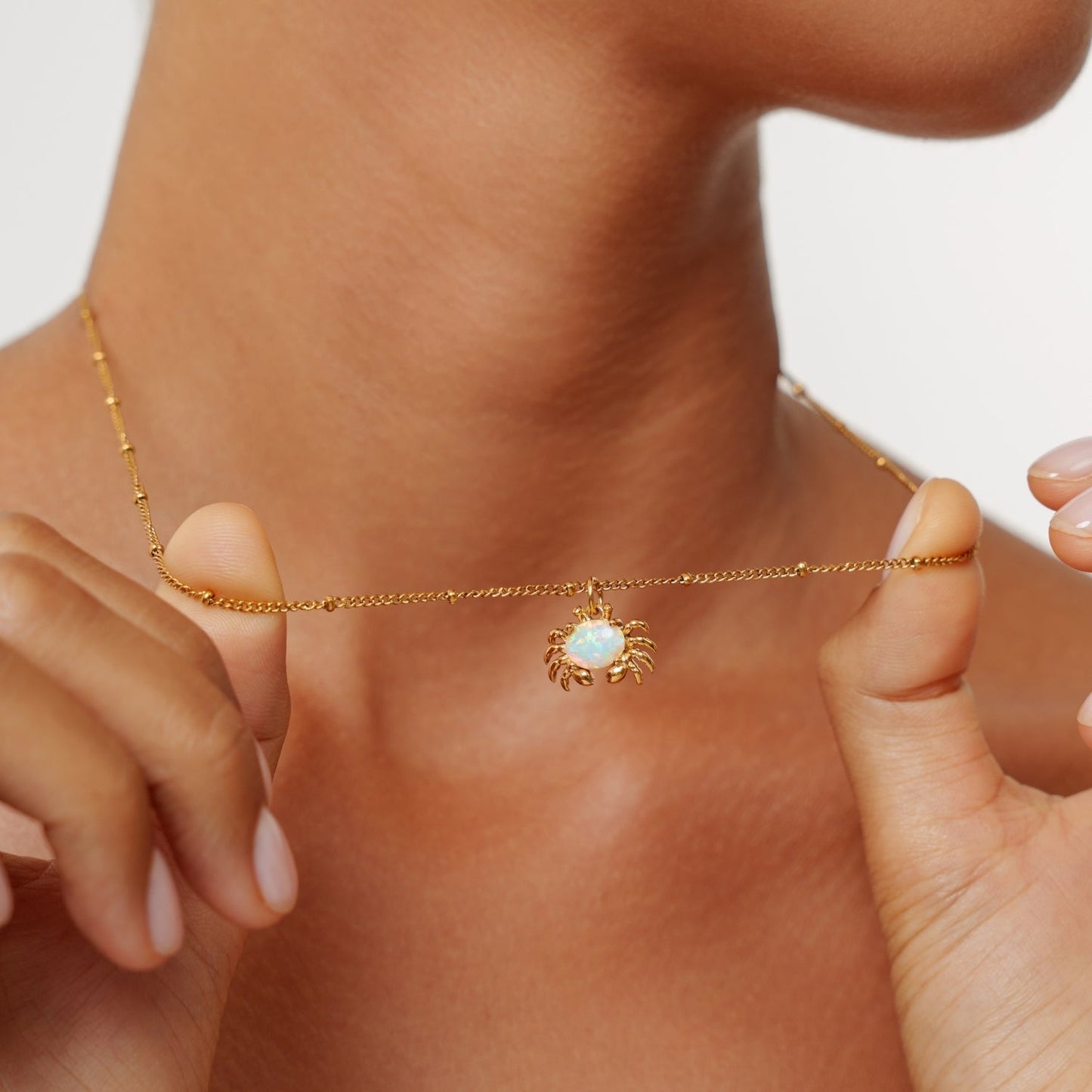 Damen Halskette Gold Seestern Anhänger mit Opaloptik wasserfest Edelstahl Schmuck