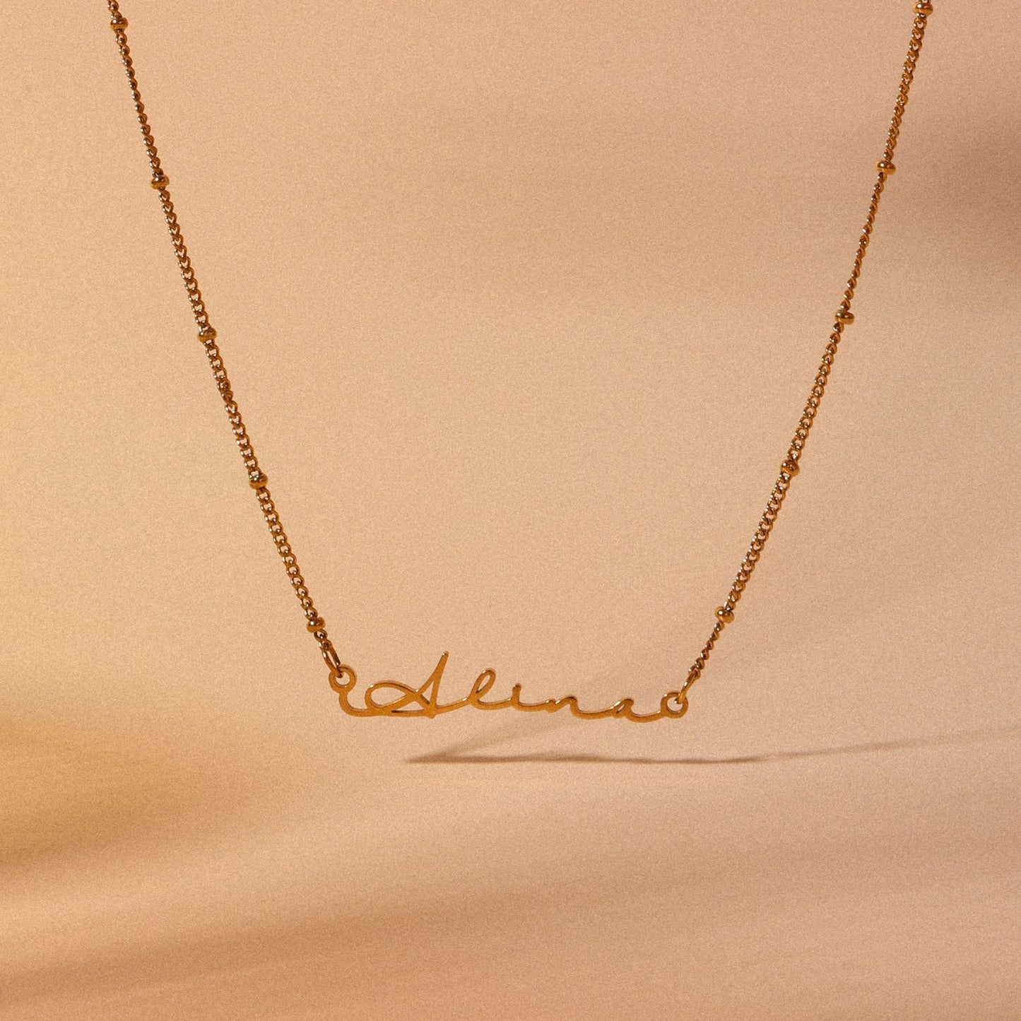 Damen Namenskette personalisierbar mit Schriftzug aus Edelstahl