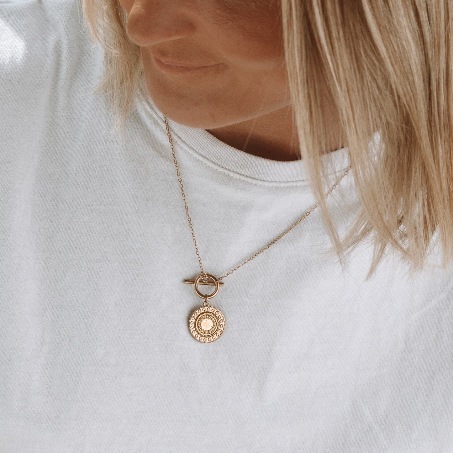 Damen Halskette Gold Münzanhänger Sonne Edelstahl Wasserfest Hypoallergen Retro Design