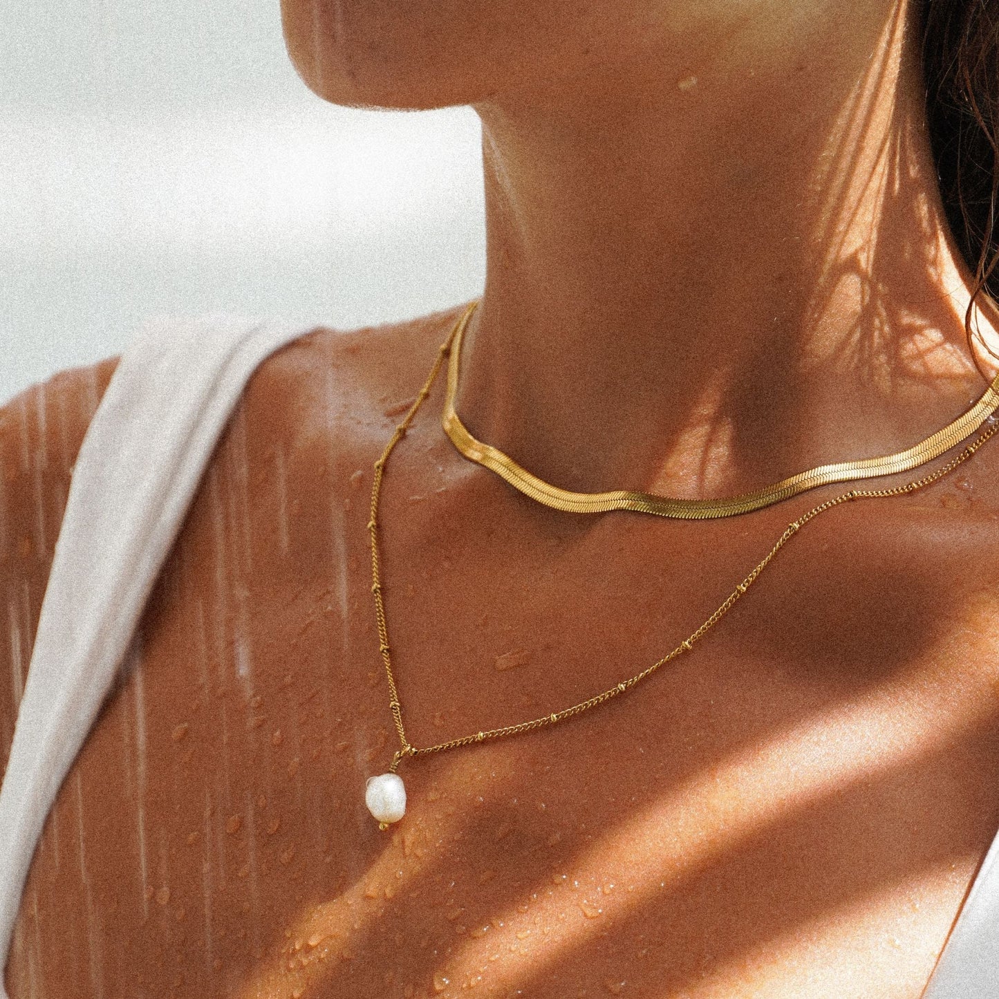 Damen Schmuckset Gold mit Herringbone Choker und Süßwasserperlen-Anhänger, 18K PVD Edelstahl, wasserfest