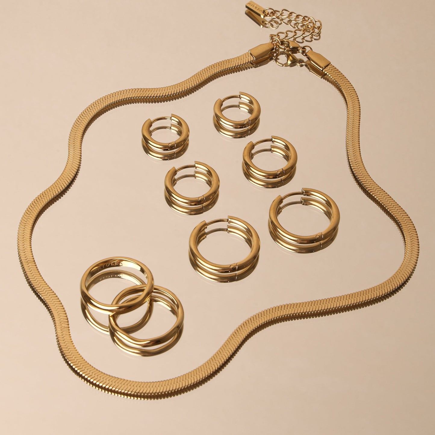Damen Herringbone Choker Gold, 18K PVD Edelstahl Halskette, wasserfest, verstellbar